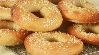 Homemade Bagels Recipe Demonstration  Joyofbakingcom [upl. by Adnofal238]